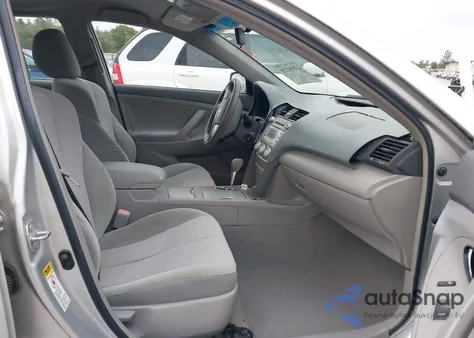 2011 Toyota Camry из США, поврежденный, VIN 4T1BF3EK4BU696078